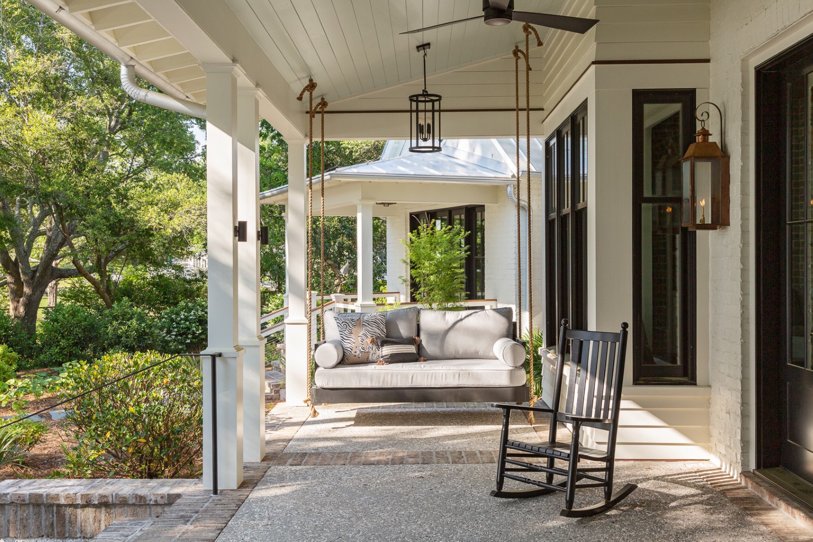 18 Transitional Porch Designs to Bridge Indoor and Outdoor Living Spaces