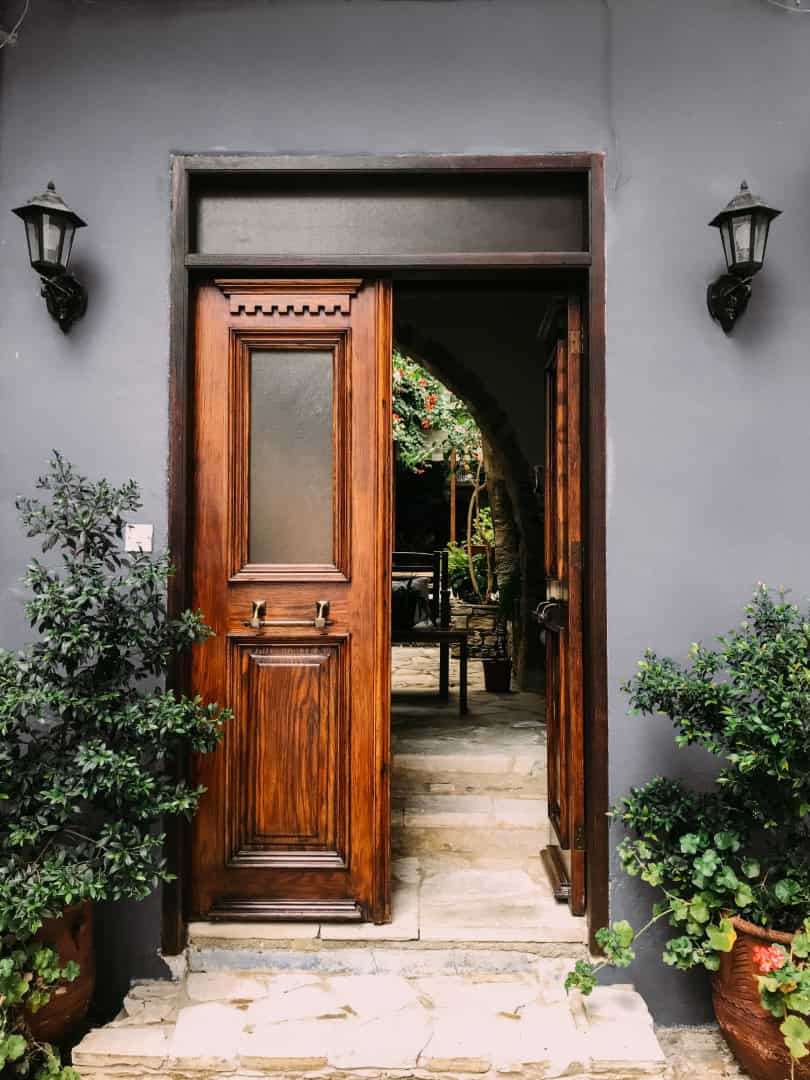 Choosing the Right Door for Your Home: A Comprehensive Guide Choosing the Right Door for Your Home: A Comprehensive Guide
