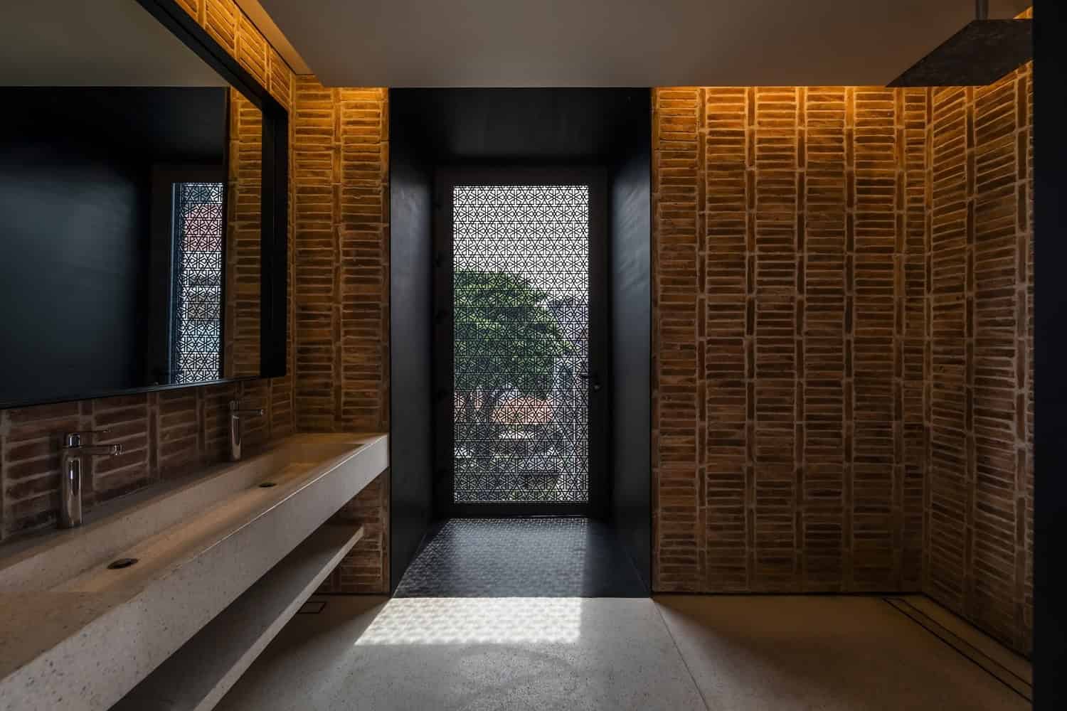 Pi House by D&P Associates in Bgoc Thuy, Vietnam Pi House by D&P Associates in Bgoc Thuy, Vietnam