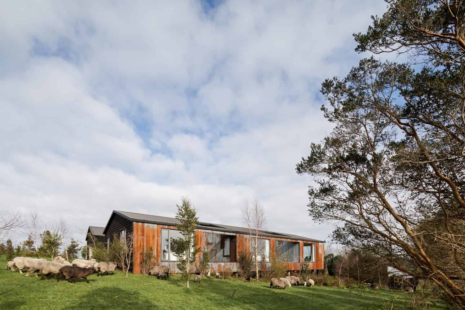 Punta Chilen House by Baltazar Sanchez in Ancud, Chile Punta Chilen House by Baltazar Sanchez in Ancud, Chile