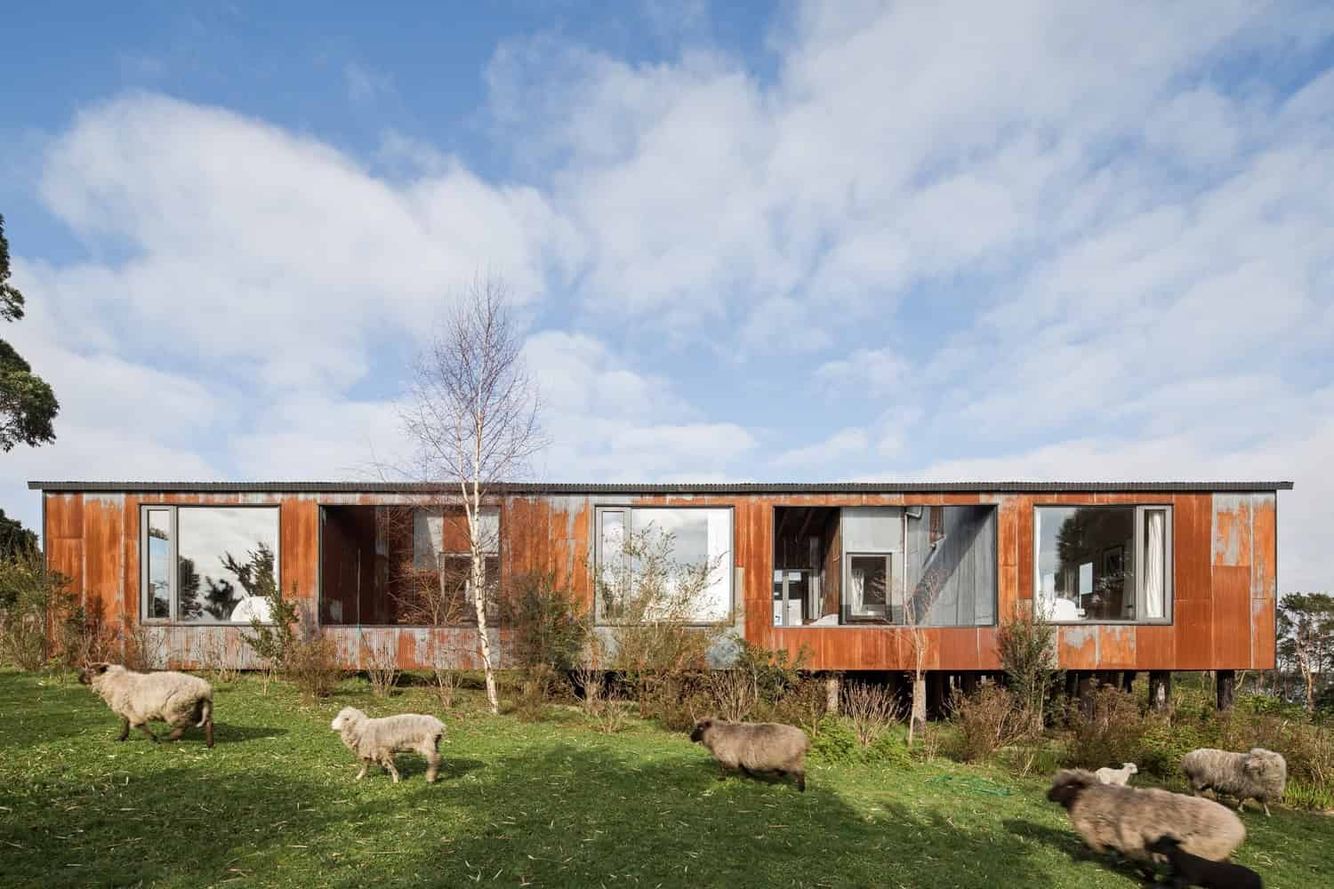 Punta Chilen House by Baltazar Sanchez in Ancud, Chile Punta Chilen House by Baltazar Sanchez in Ancud, Chile