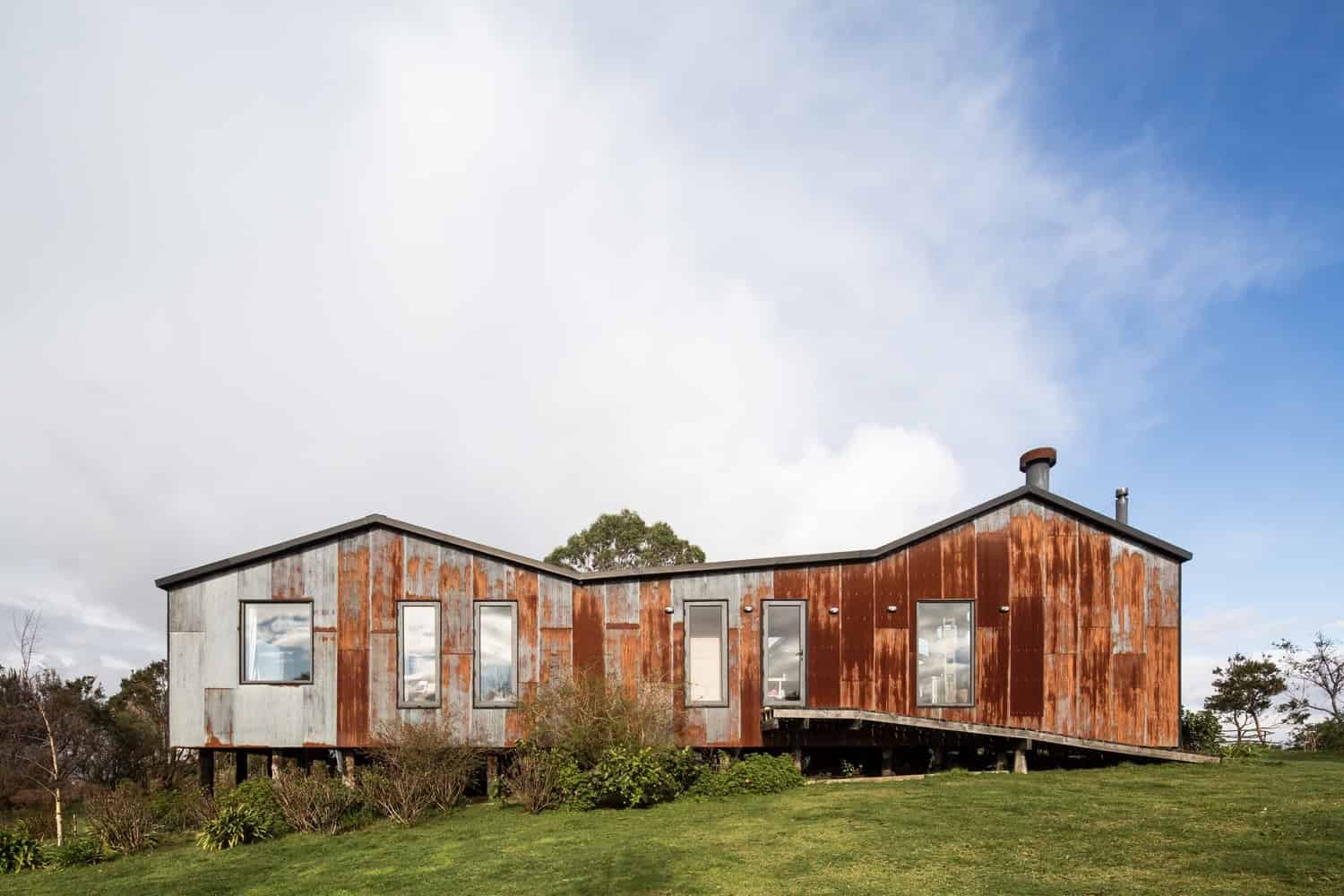 Punta Chilen House by Baltazar Sanchez in Ancud, Chile Punta Chilen House by Baltazar Sanchez in Ancud, Chile