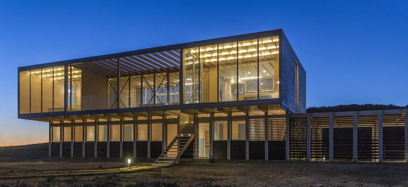 Tunquen House by Nicolas Loi in Algarrobo, Chile Tunquen House by Nicolas Loi in Algarrobo, Chile