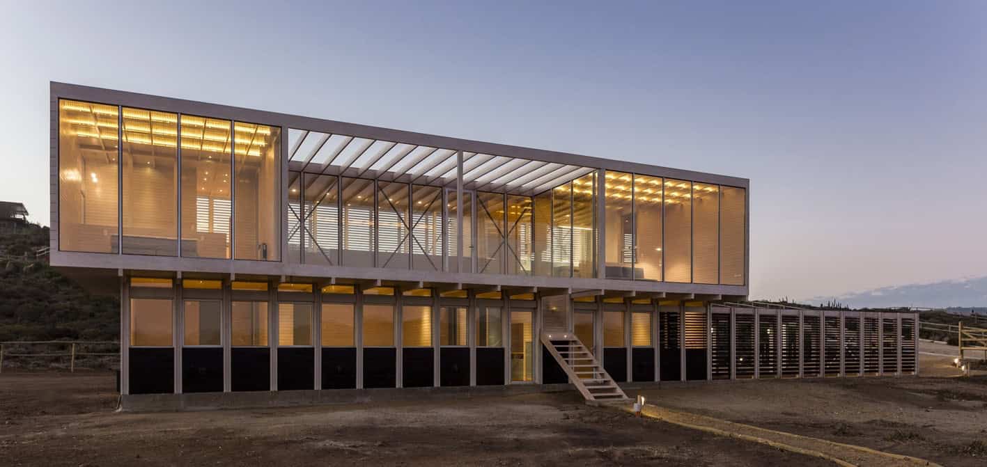 Tunquen House by Nicolas Loi in Algarrobo, Chile Tunquen House by Nicolas Loi in Algarrobo, Chile