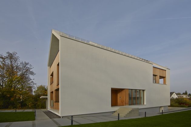 Wohnhaus am Hainerweg by JOP Architekten in Germany