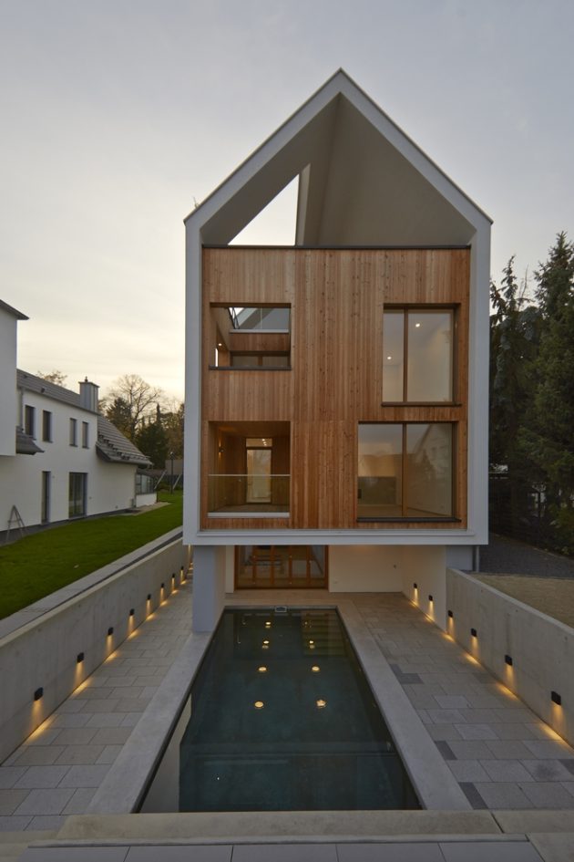 Wohnhaus am Hainerweg by JOP Architekten in Germany