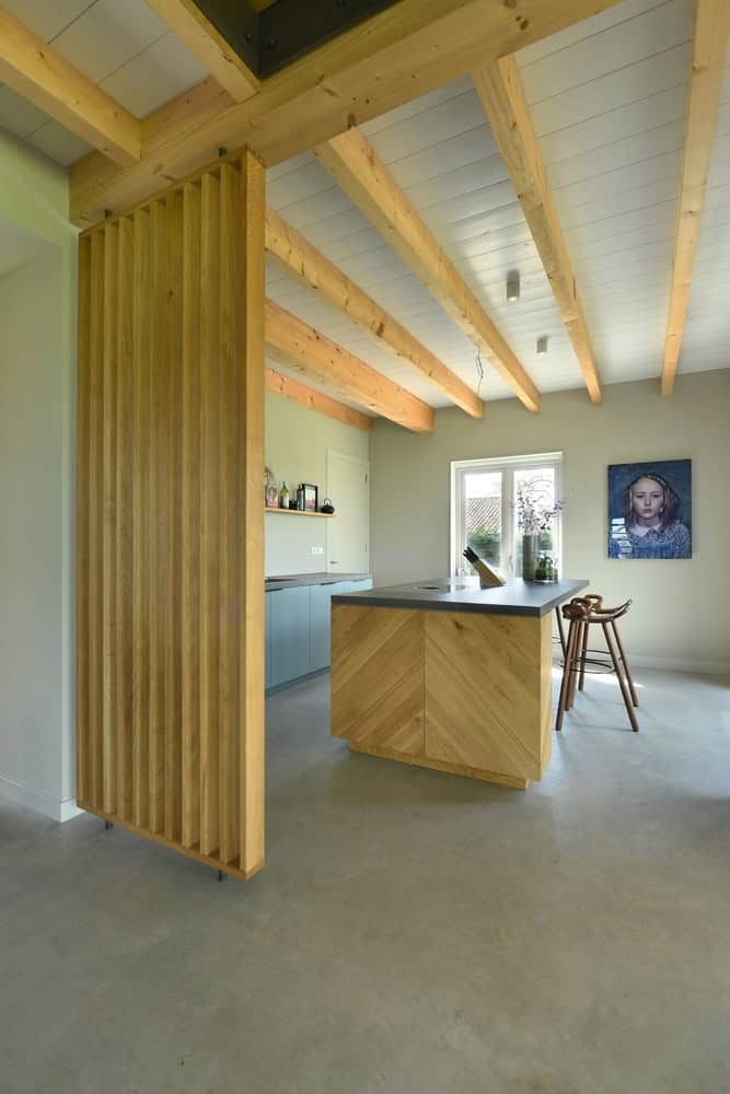 Wooden House with Facade of Reclaimed Wood by HOYT in The Netherlands Wooden House with Facade of Reclaimed Wood by HOYT in The Netherlands