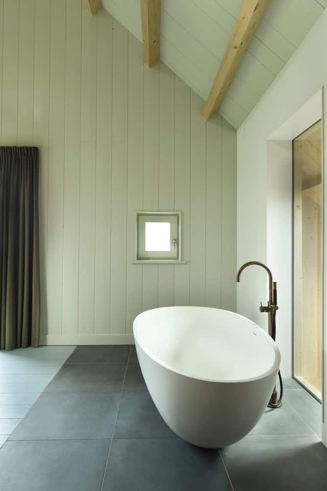 Wooden House with Facade of Reclaimed Wood by HOYT in The Netherlands Wooden House with Facade of Reclaimed Wood by HOYT in The Netherlands