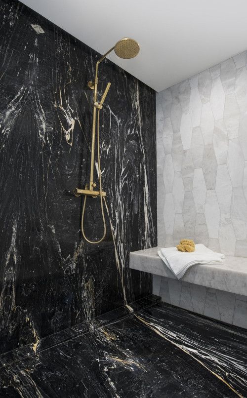 High Contrast, High Style - Black and White Bathrooms for Modern Living