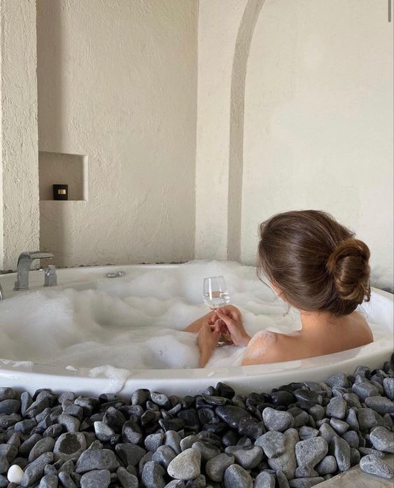 Choosing the Right Relax and Unwind Bathtub for Your Home