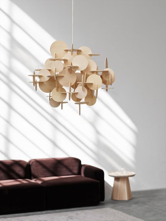 Experience the Beauty of Contemporary Design with These Large Suspension Models