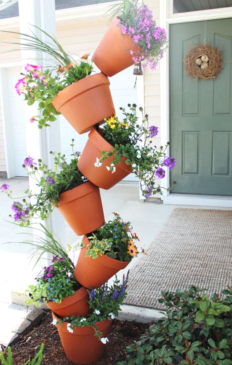 17 DIY Flower Projects for Your Garden That Will Leave Your Neighbors in Awe
