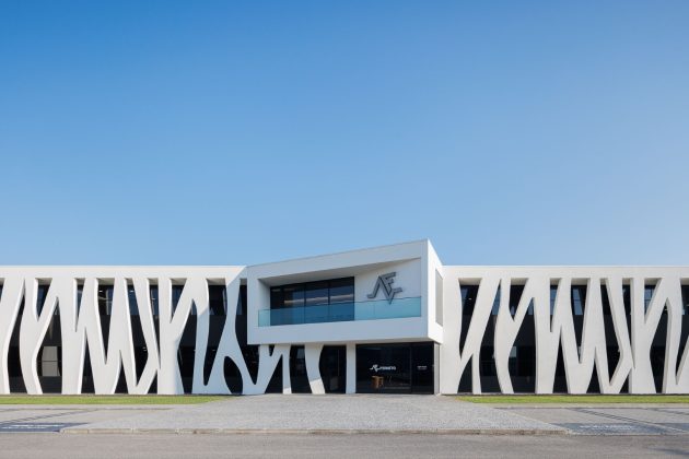 Ferneto SA by Romulo Neto Architects LDA in Portugal