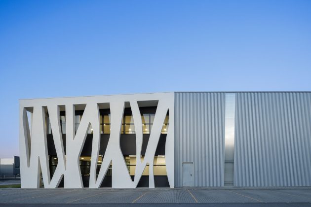 Ferneto SA by Romulo Neto Architects LDA in Portugal