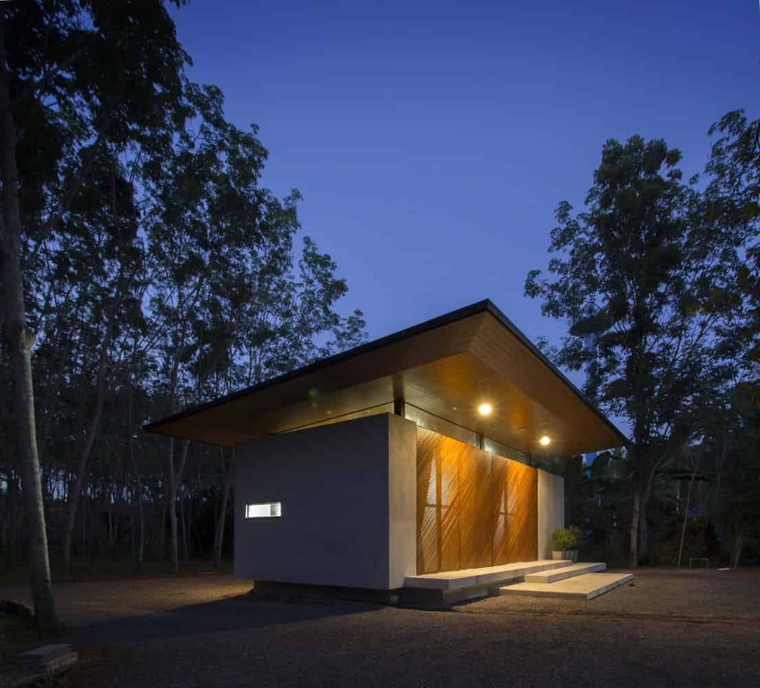 Phatthalung House by Rakchai Norateedilok Architect in Tambon Tha Khae, Thailand Phatthalung House by Rakchai Norateedilok Architect in Tambon Tha Khae, Thailand