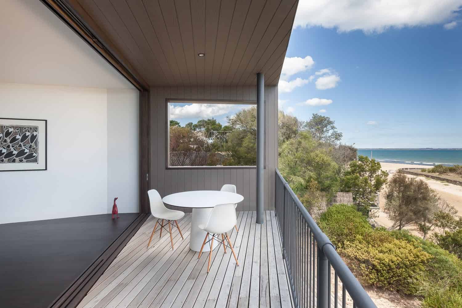 Residence J&C by Open Studio Pty Ltd in Somers, Melbourne Residence J&C by Open Studio Pty Ltd in Somers, Melbourne