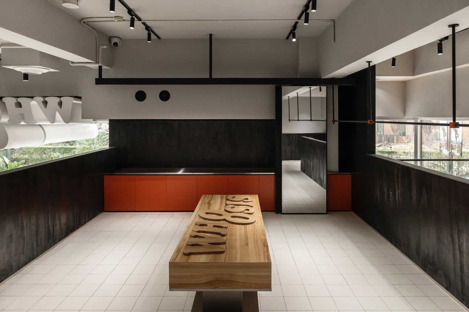 WHOOSIS Chengdu Store by FON Studio in China WHOOSIS Chengdu Store by FON Studio in China