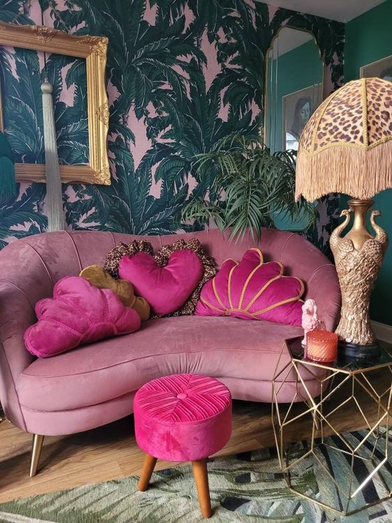 How to use the Hot Pink color in decoration