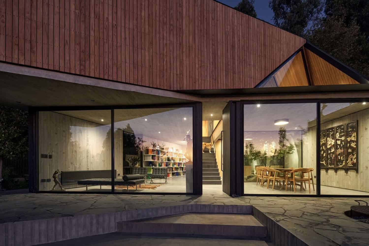 Casa Arca by Gonzalo Iturriaga Atala in La Reina, Chile