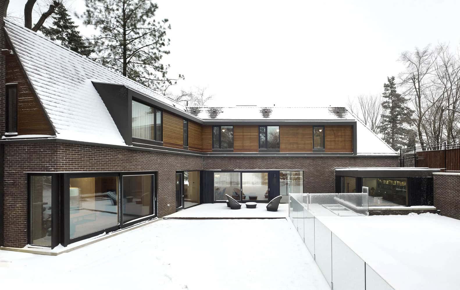 Courtyard House by Studio JCI in Toronto, Canada Courtyard House by Studio JCI in Toronto, Canada
