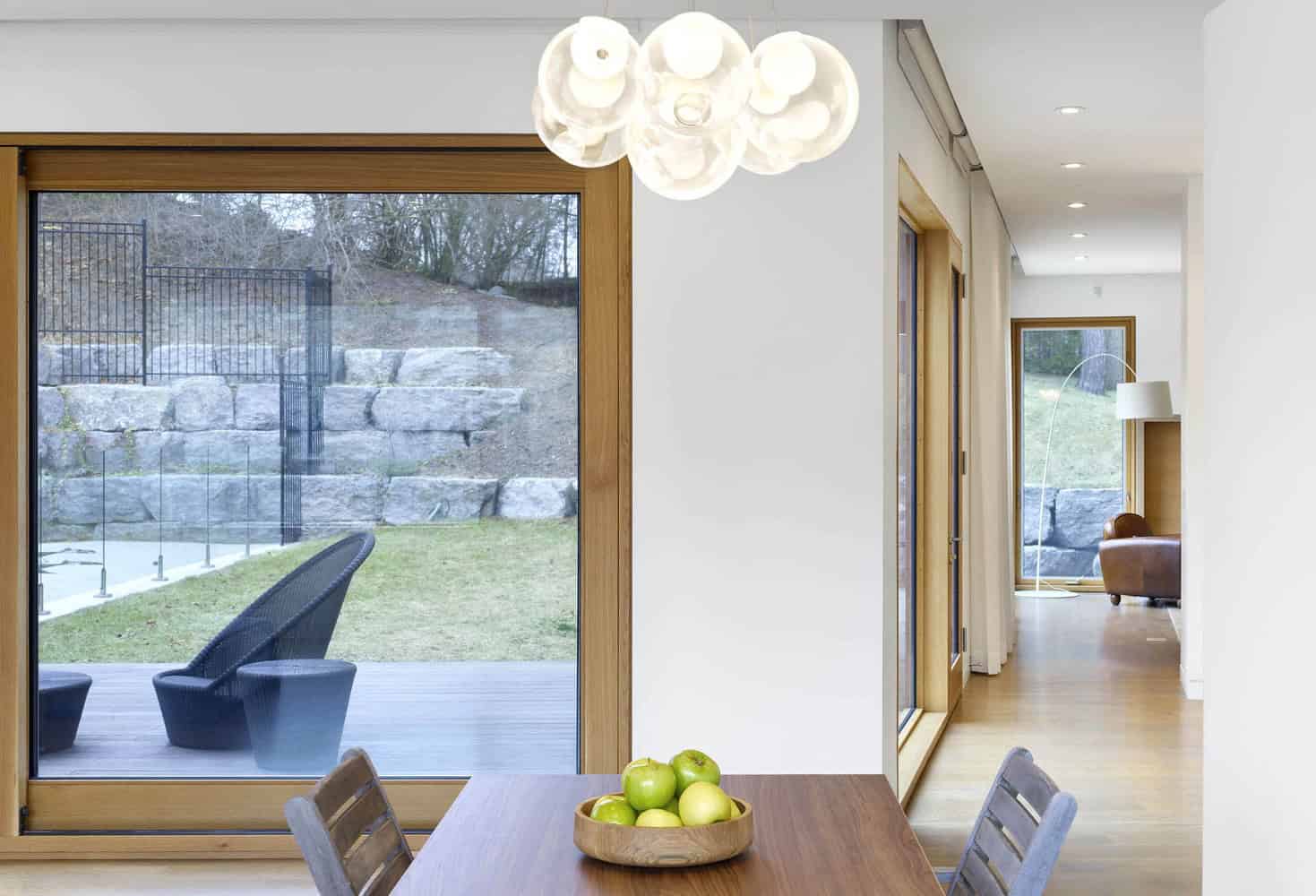 Courtyard House by Studio JCI in Toronto, Canada Courtyard House by Studio JCI in Toronto, Canada