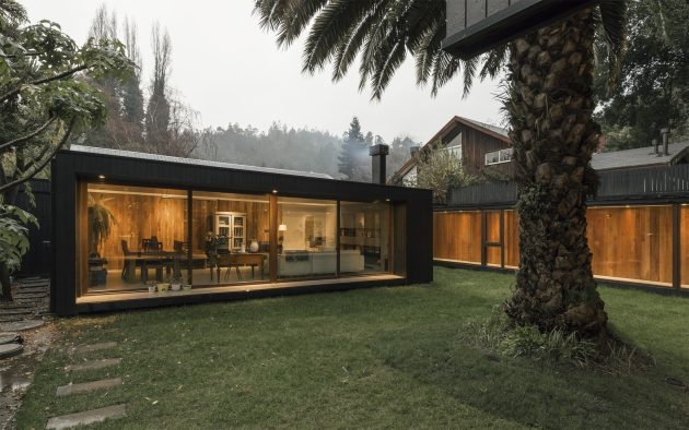 De la Palmera House by Prado Arquitectos in Concepcion, Chile