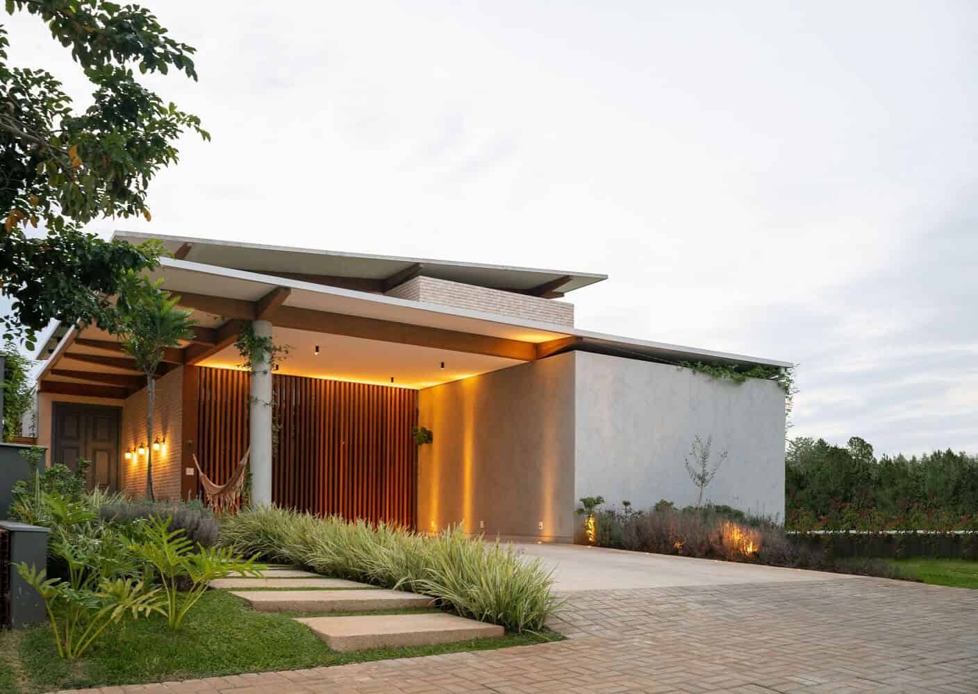FC Residence by F:Poles Arquitetura in Votorantim, Brazil FC Residence by F:Poles Arquitetura in Votorantim, Brazil