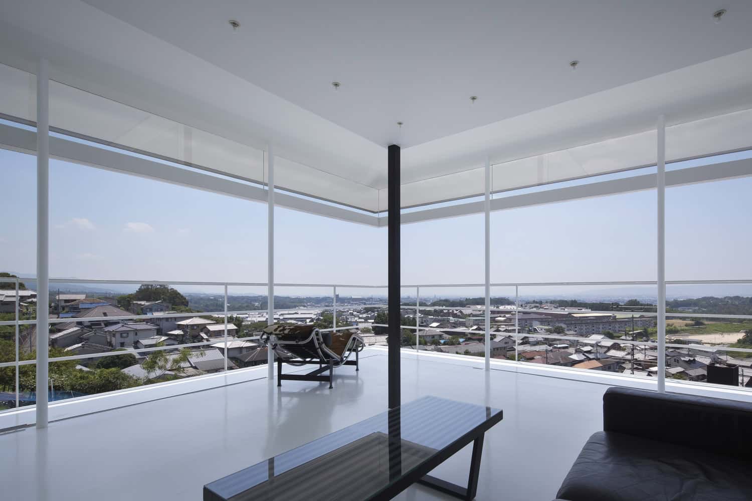 House Nara-zaka by Yoshiaki Yamashita Architect & Associates in Japan