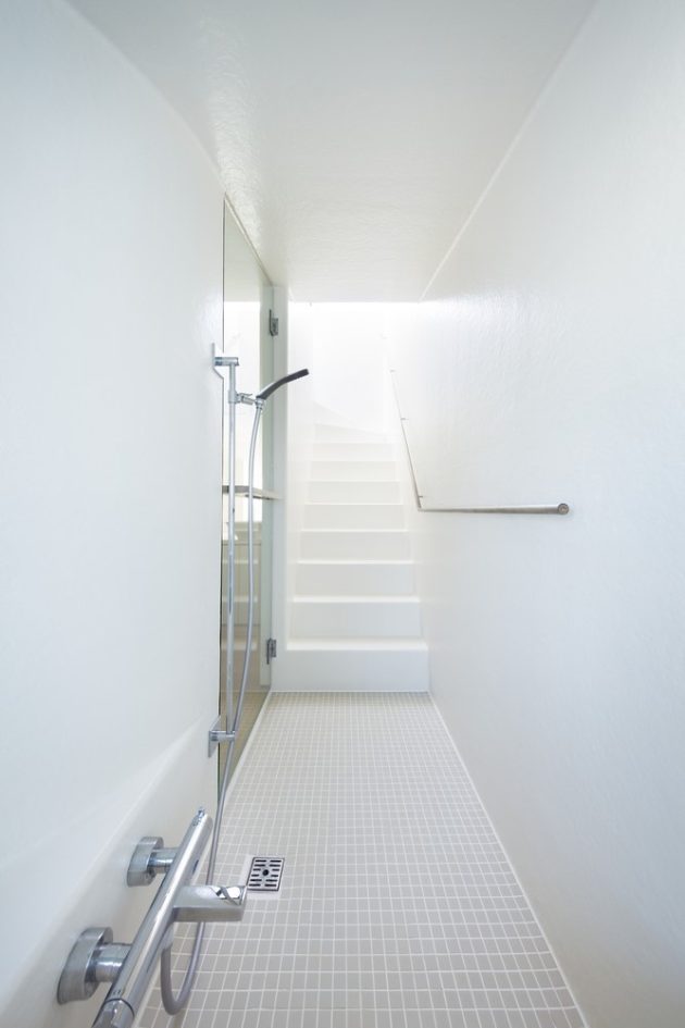 House in Zenpukuji by aoyagi design in Japan