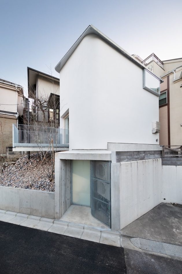 House in Zenpukuji by aoyagi design in Japan
