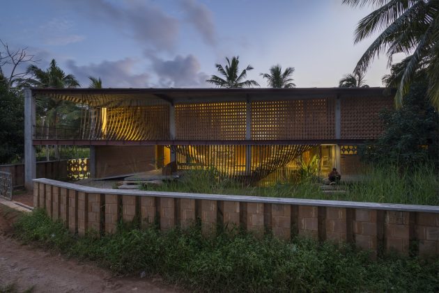 IHA Residence by Wallmakers in Thiruvananthapuram, India