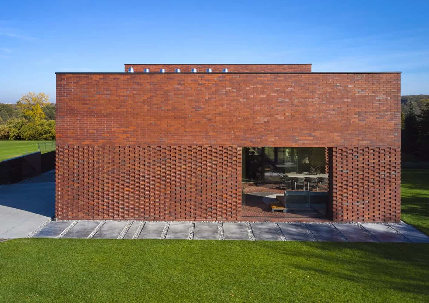 Industrial House / archistudio studniarek + pilinkiewicz / Poland Industrial House / archistudio studniarek + pilinkiewicz / Poland