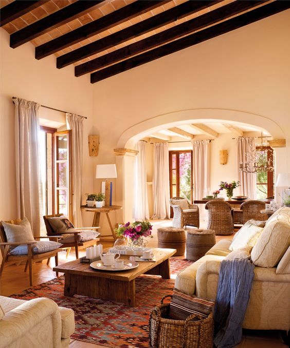 Andalusian House With Classic and Rustic Touch