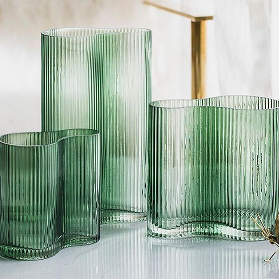 Trend Scouting: Furnishing With Fluted Glass