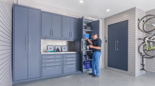 Maximizing Your Space: The Benefits of Custom Garage Cabinets for Efficient Storage Solutions