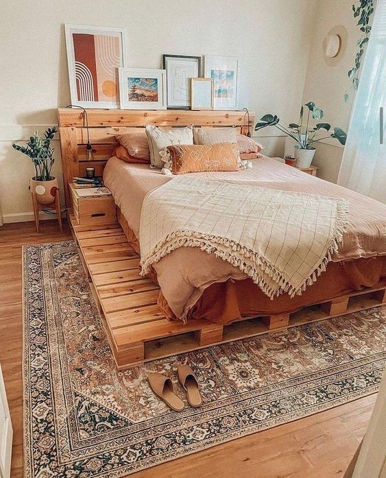 The most comfortable pallet bed models and interior ideas