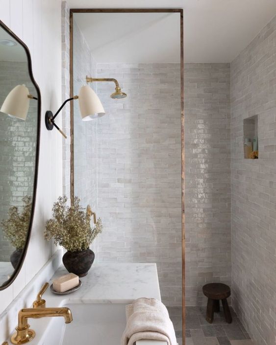 Walk-in Shower: The Most Beautiful Decorative Inspirations