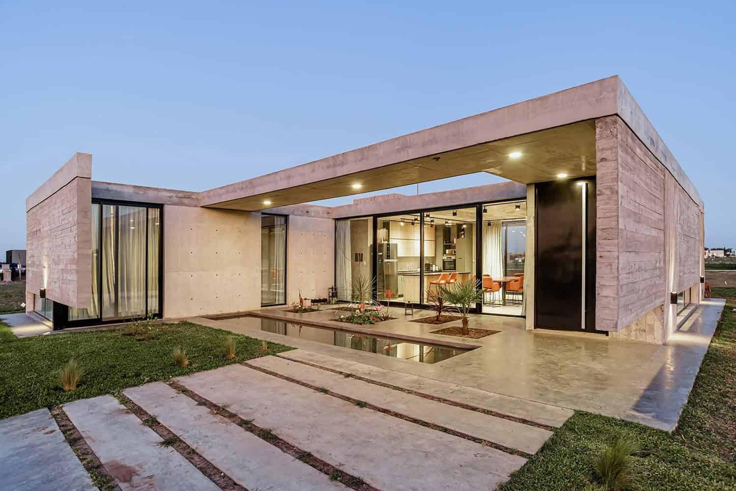 Bombai House by TIM Arquitectos: A Concrete Residence with Geometric Elegance Bombai House by TIM Arquitectos: A Concrete Residence with Geometric Elegance