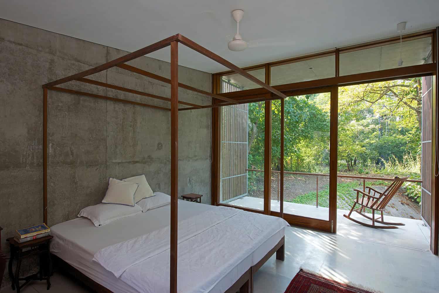 House on a Stream by Architecture BRIO in Alibaugh, India House on a Stream by Architecture BRIO in Alibaugh, India