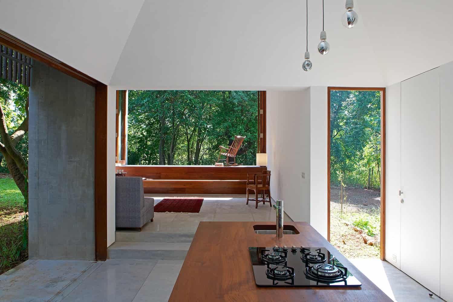House on a Stream by Architecture BRIO in Alibaugh, India House on a Stream by Architecture BRIO in Alibaugh, India