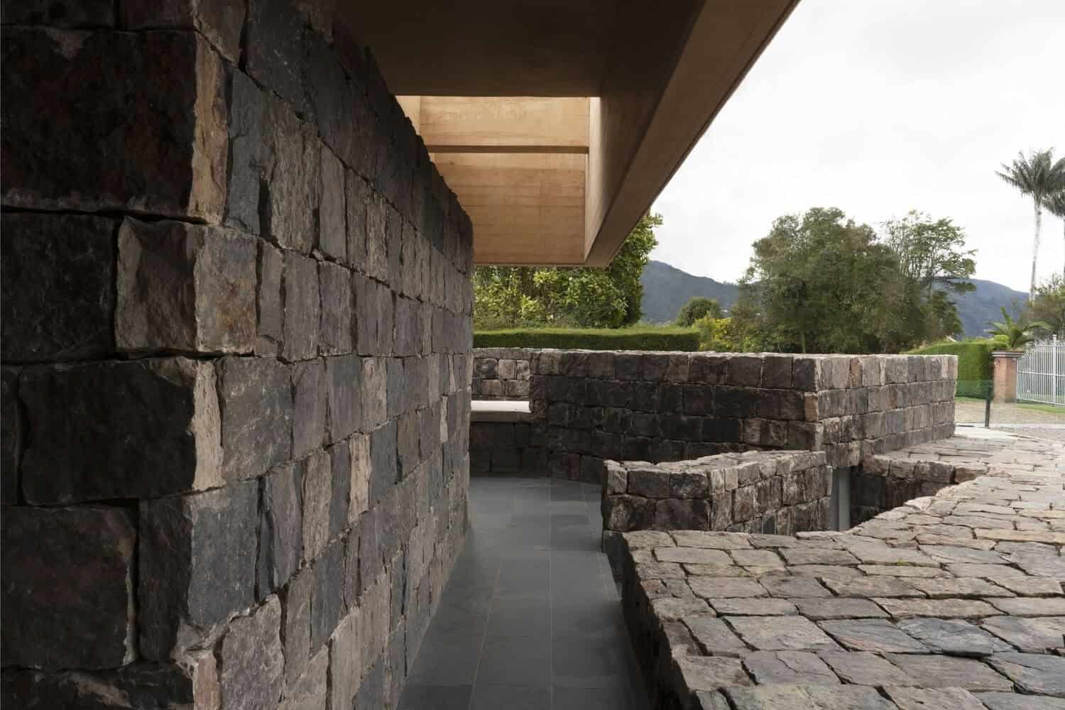 Lintel House / Palafito Arquitectura / Colombia Lintel House / Palafito Arquitectura / Colombia