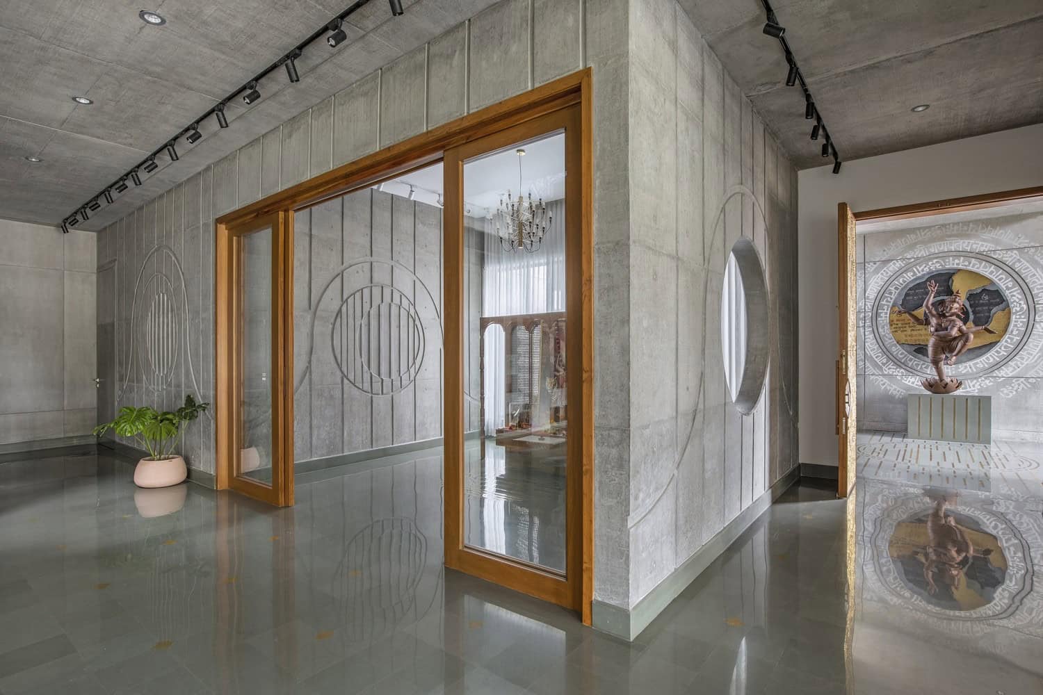 Madhuvilla - The Concrete House by K.N. Associates in Vadodara, India