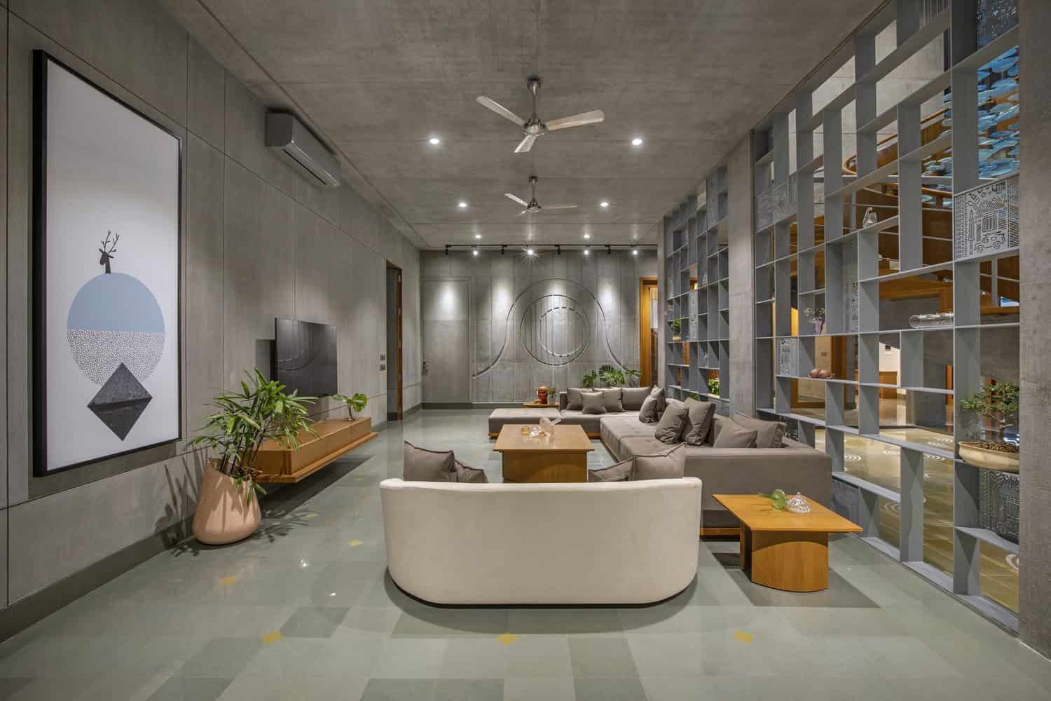 Madhuvilla - The Concrete House by K.N. Associates in Vadodara, India