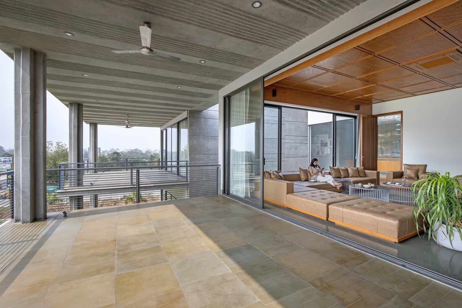 Madhuvilla - The Concrete House by K.N. Associates in Vadodara, India