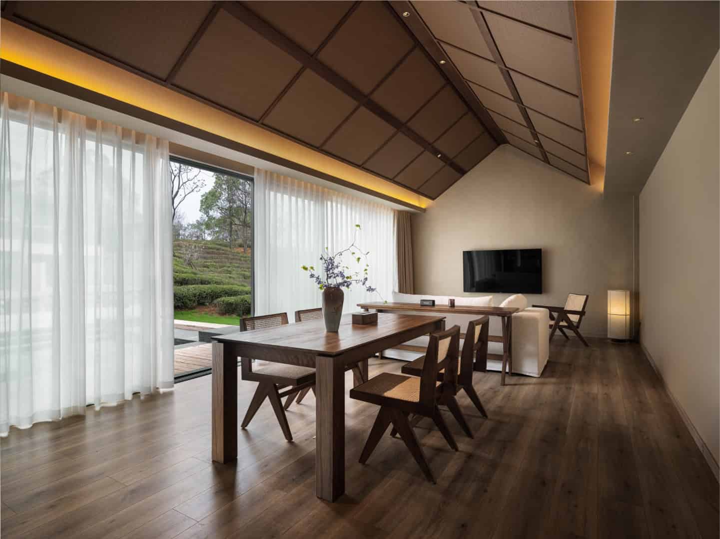 SAMANTHA Resort by UNFOLDESIGN in Hubei, China SAMANTHA Resort by UNFOLDESIGN in Hubei, China