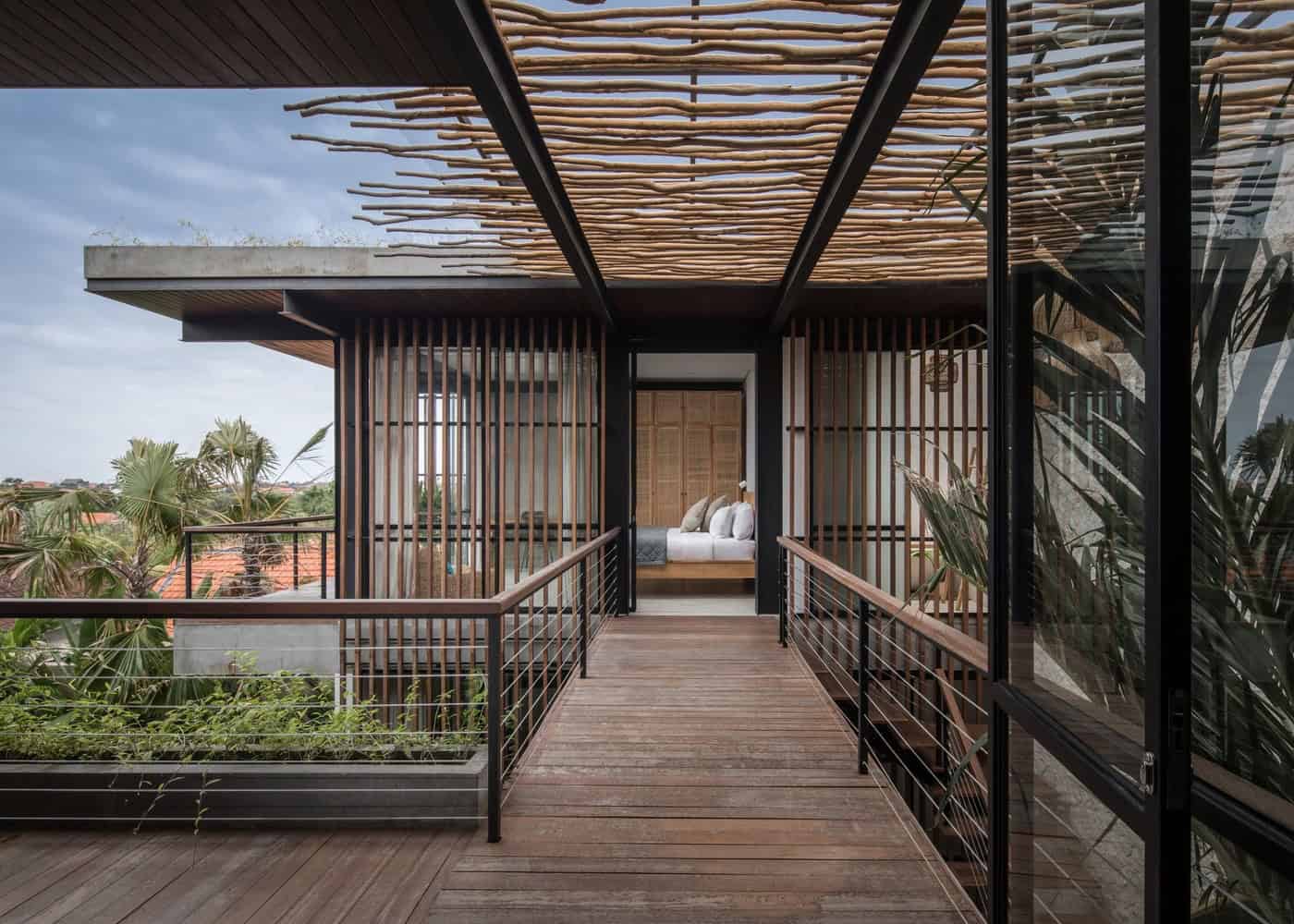 Suncoast Villa by Biombo Architects in Indonesia Suncoast Villa by Biombo Architects in Indonesia