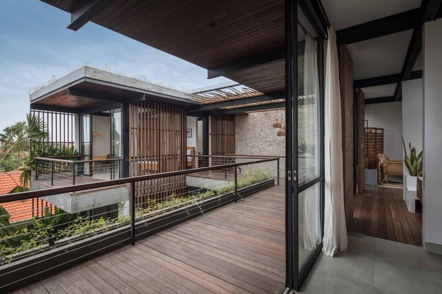 Suncoast Villa by Biombo Architects in Indonesia Suncoast Villa by Biombo Architects in Indonesia