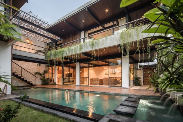 Suncoast Villa by Biombo Architects in Indonesia