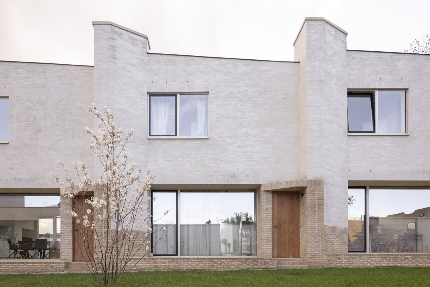 Ten Boomgaard Housing by WE-S architecten in Bruges, Belgium