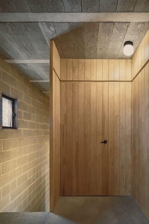 Watchman House by COA Arquitectura in Aguascalientes, Mexico